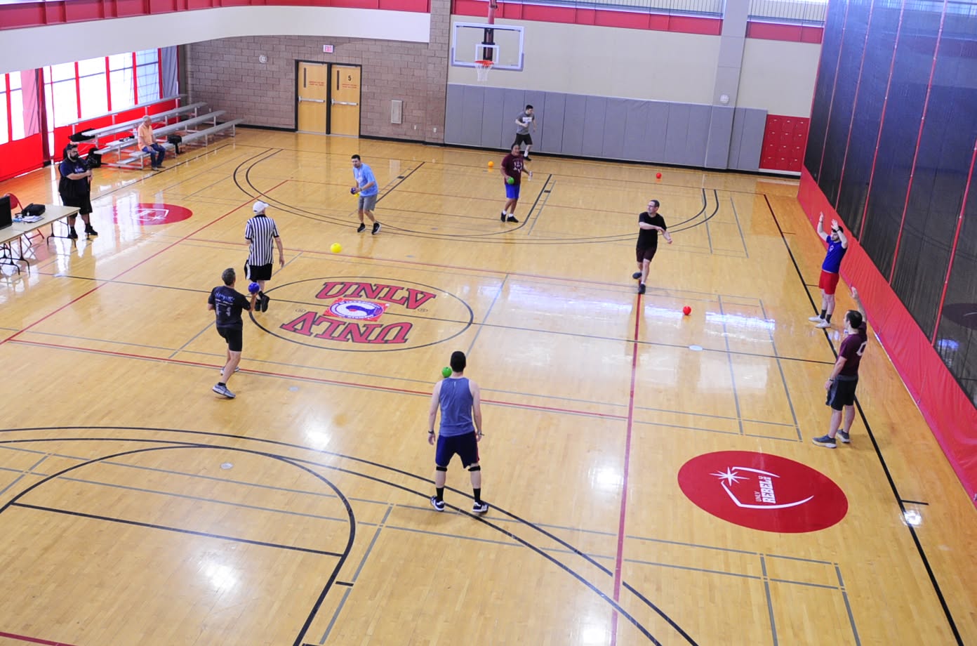 Kno'dgeball court view